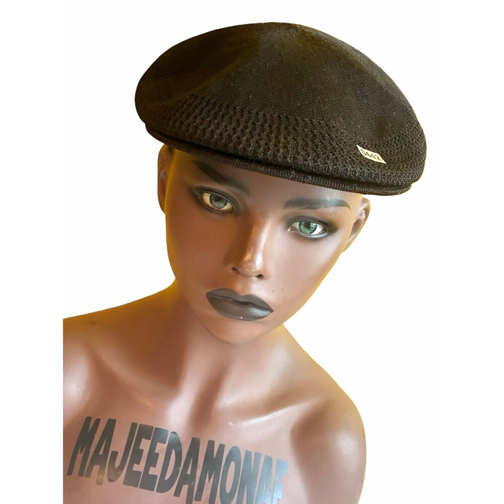 Vintage Kangol Black Medium Knit Flat Cap